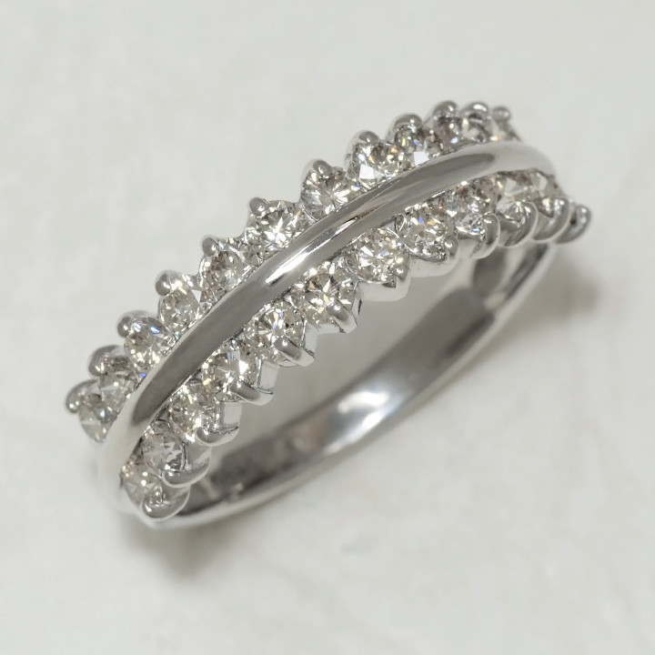 umu -アム- FINE JEWELRY STUIDIOダイヤモンド 1.0ct リングrg0062_kanban2.jpg