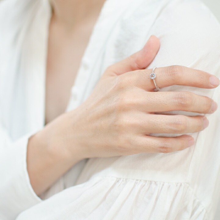 umu -アム- FINE JEWELRY STUIDIOアイスブルークォーツ リング 「epica」rg0206_i3.jpg