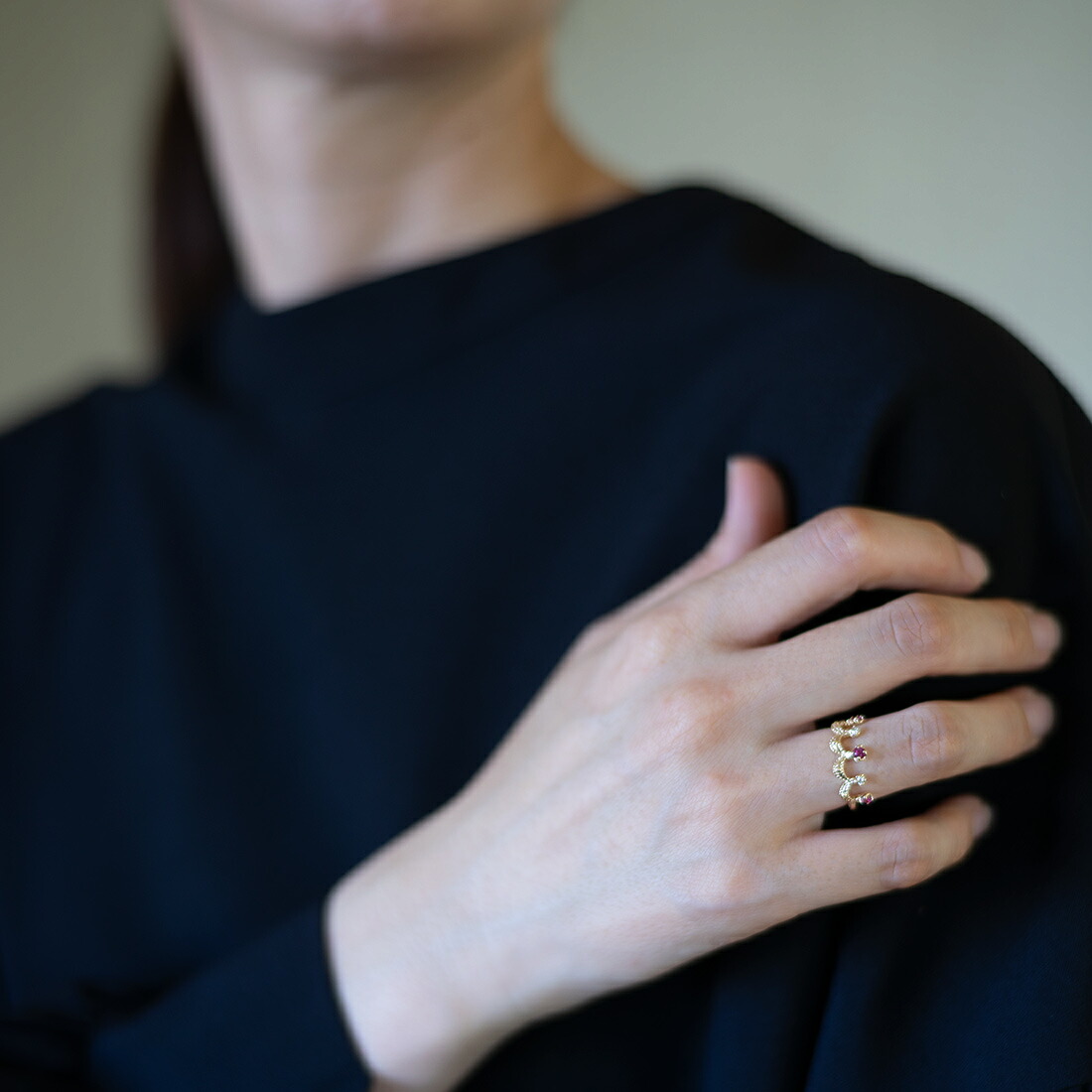 umu -アム- FINE JEWELRY STUIDIOルビー ダイヤモンド リング 「regina」rg0297_i3.jpg