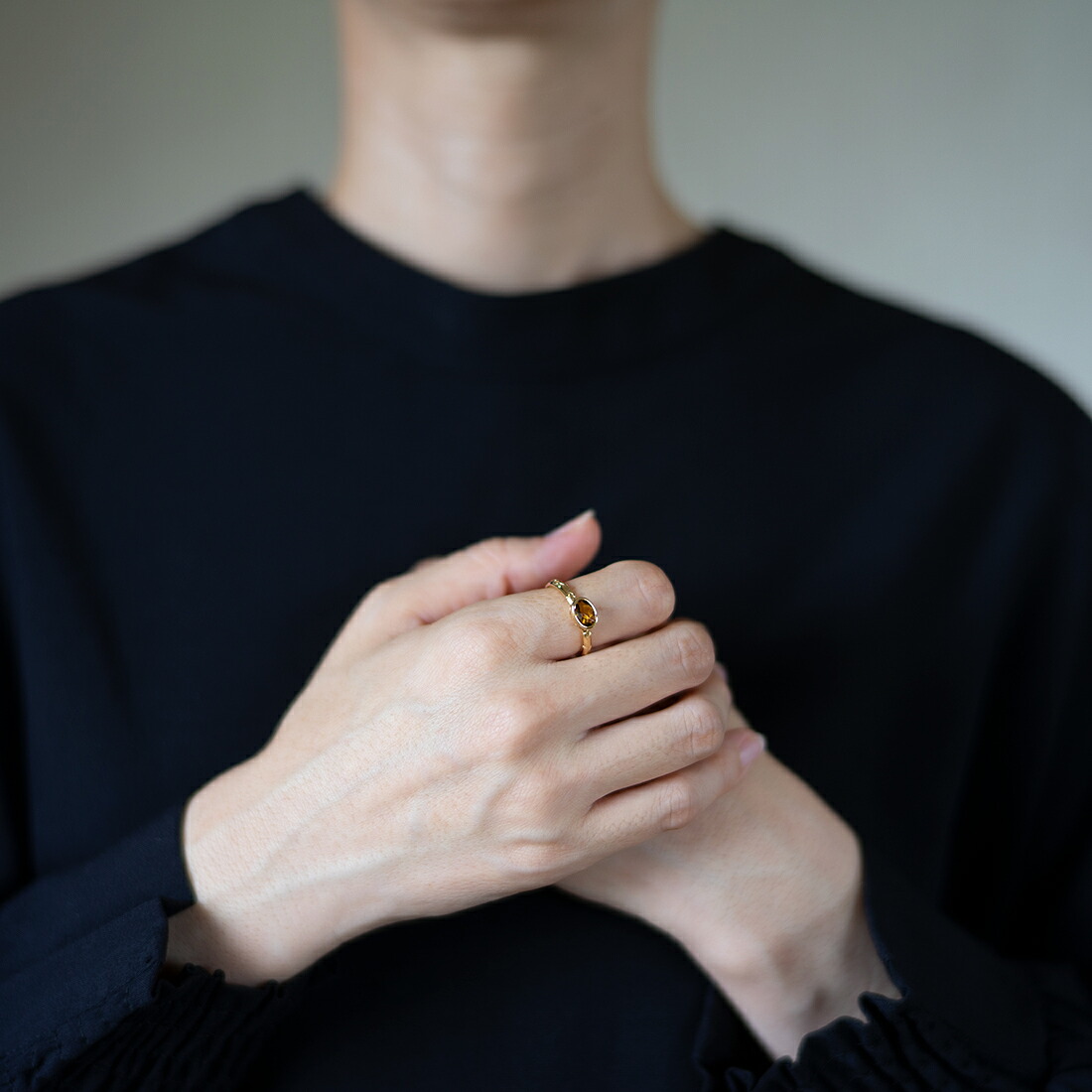 umu -アム- FINE JEWELRY STUIDIOスモーキーイエロークォーツ リング 「brocca」rg0302_i2.jpg
