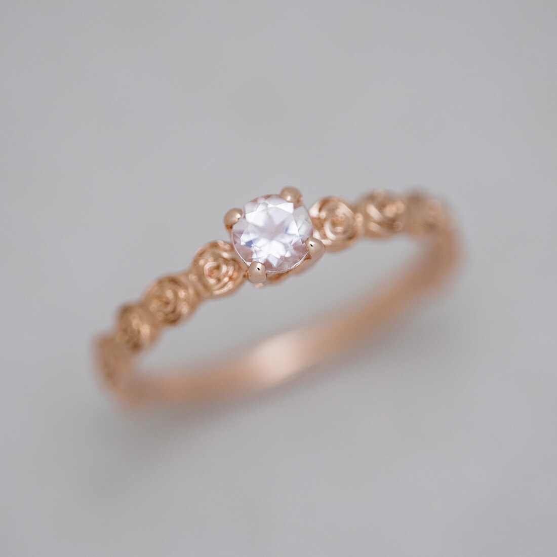 umu -アム- FINE JEWELRY STUIDIOモルガナイト バラモチーフ リング 「rosa」rg0317_kanban2.jpg