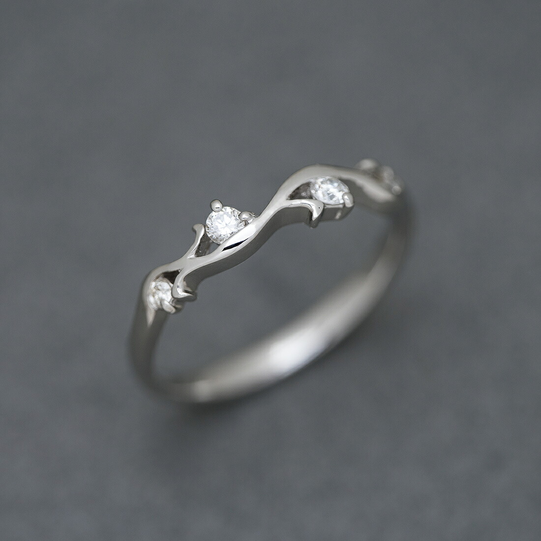 umu -アム- FINE JEWELRY STUIDIOダイヤモンド リングrg0356_kanban2.jpg