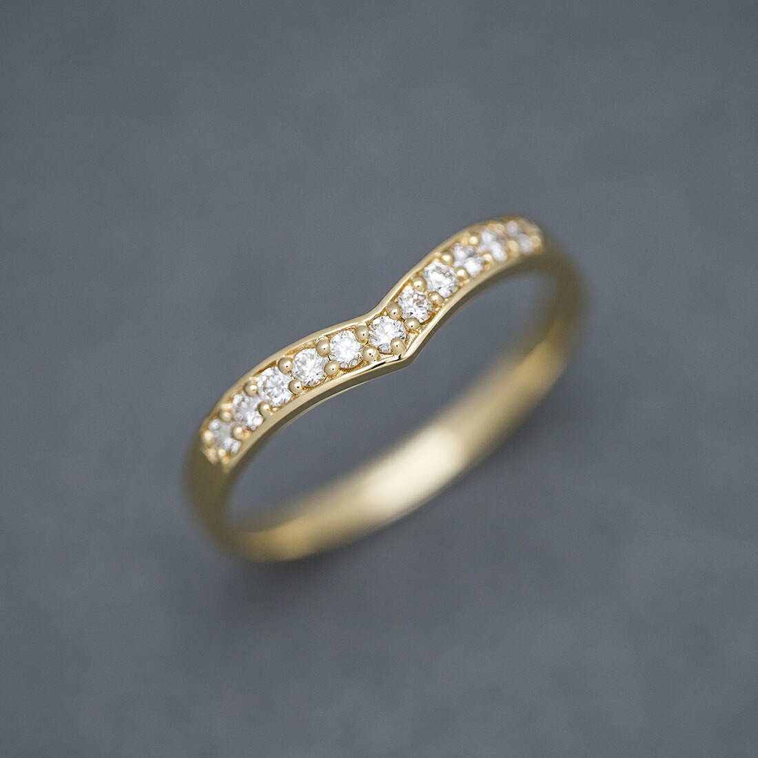 umu -アム- FINE JEWELRY STUIDIOダイヤモンド Vライン リングrg0367_kanban2.jpg