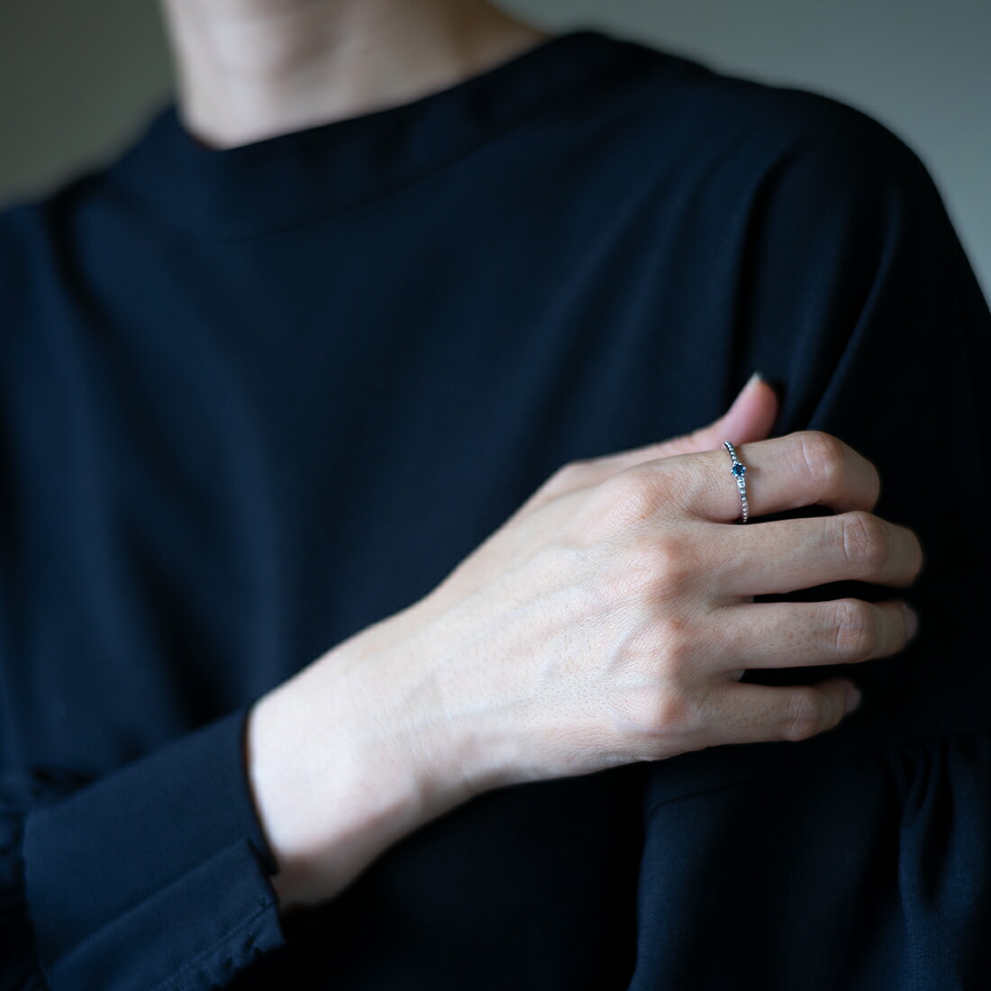umu -アム- FINE JEWELRY STUIDIOロンドンブルートパーズ リング 「parca」rg0370_i3.jpg