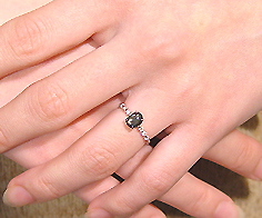 K18 ブラックスターサファイア ダイヤモンド リング[商品番号:RG0384