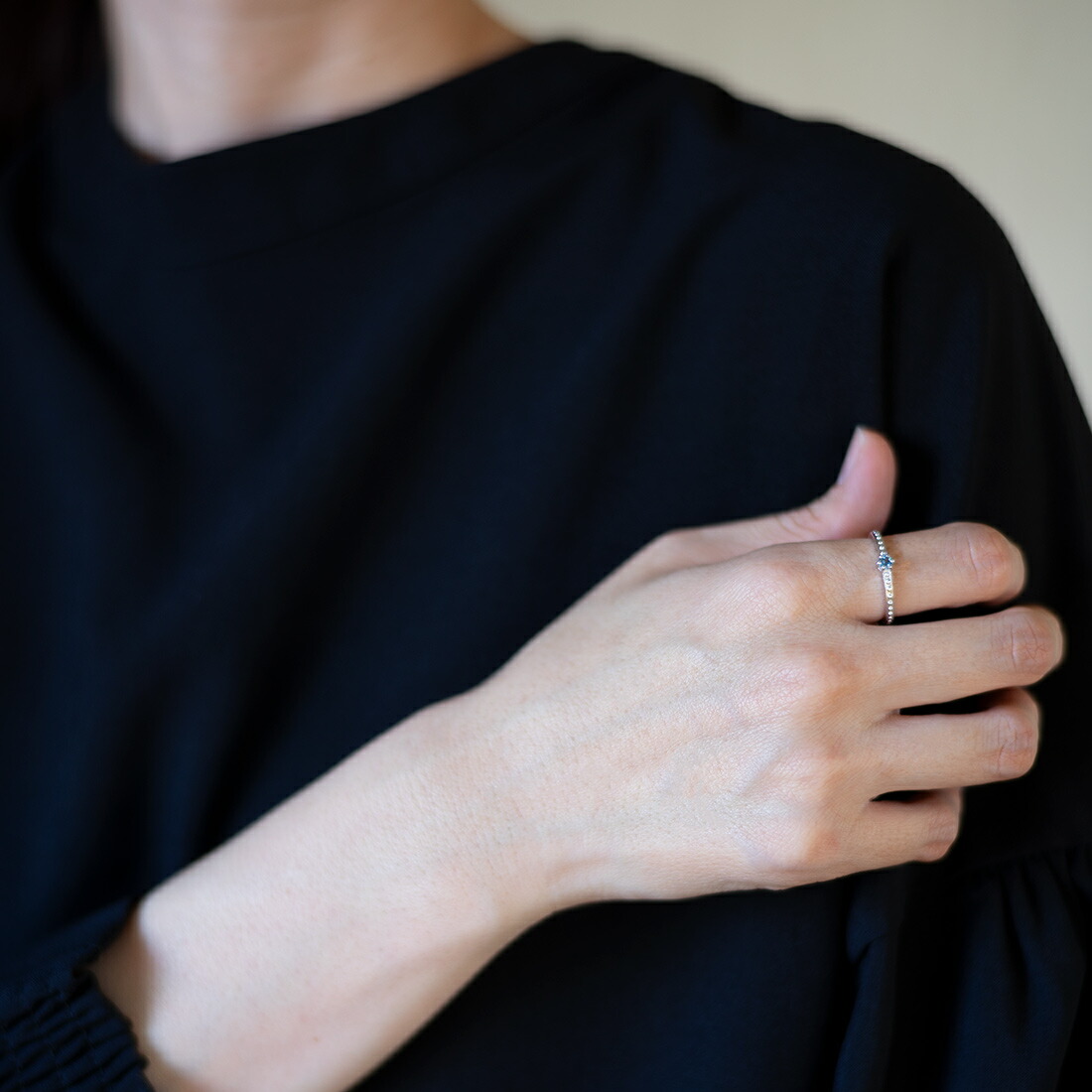 umu -アム- FINE JEWELRY STUIDIOサンタマリアアクアマリン リング 「parca」rg0408_i3.jpg