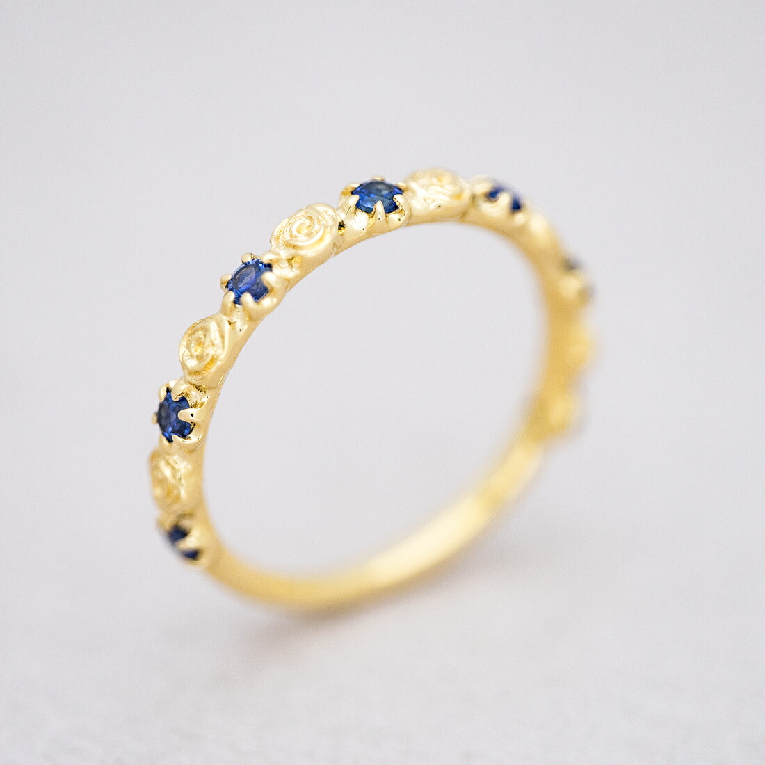 umu -アム- FINE JEWELRY STUIDIOブルーサファイア バラモチーフ リング 「rosa」rg0464_kanban2.jpg