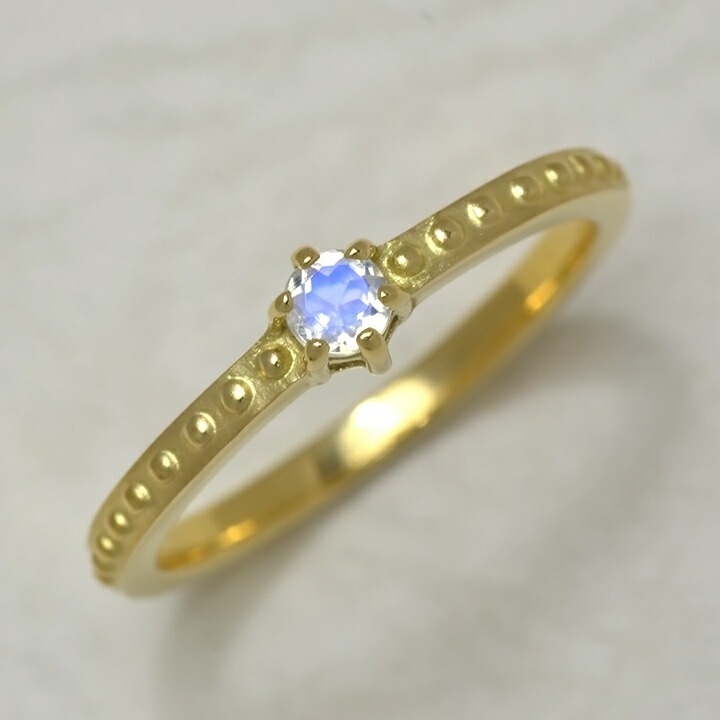 umu -アム- FINE JEWELRY STUIDIOブルームーンストーン リング 「parca」rg0469_kanban2.jpg
