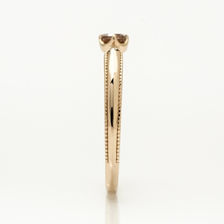 umu -アム- FINE JEWELRY STUIDIOシャンパンガーネット リング 「nastro」rg0515_y.jpg