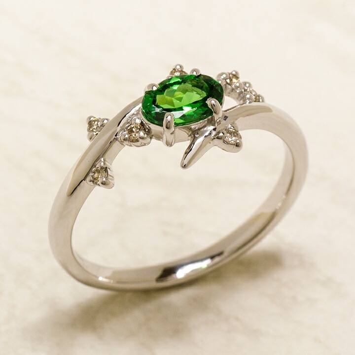 umu -アム- FINE JEWELRY STUIDIOK18 グリーンガーネット ダイヤモンド リング 「spumare」rg0562_kanban2.jpg