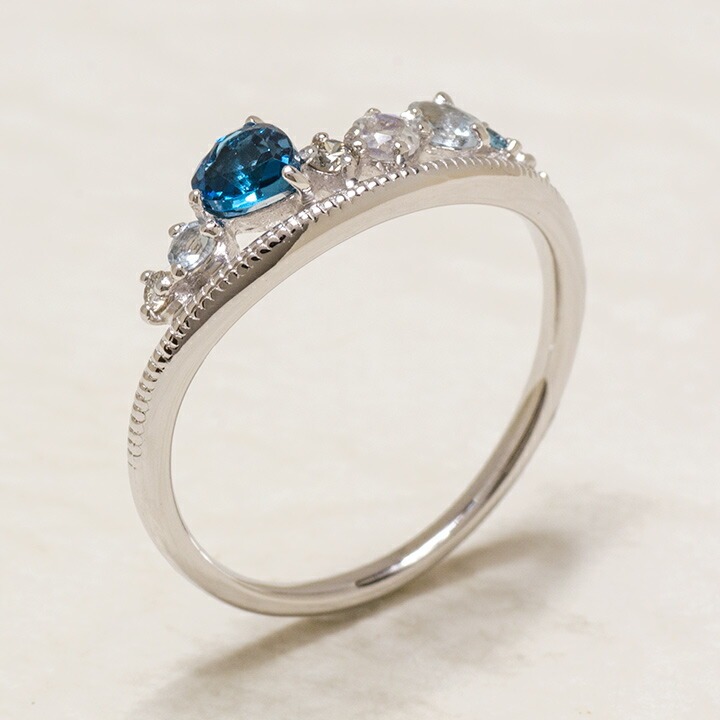 umu -アム- FINE JEWELRY STUIDIOK18 ブルーカクテル ダイヤモンド リング 「felice」rg0579_kanban2.jpg