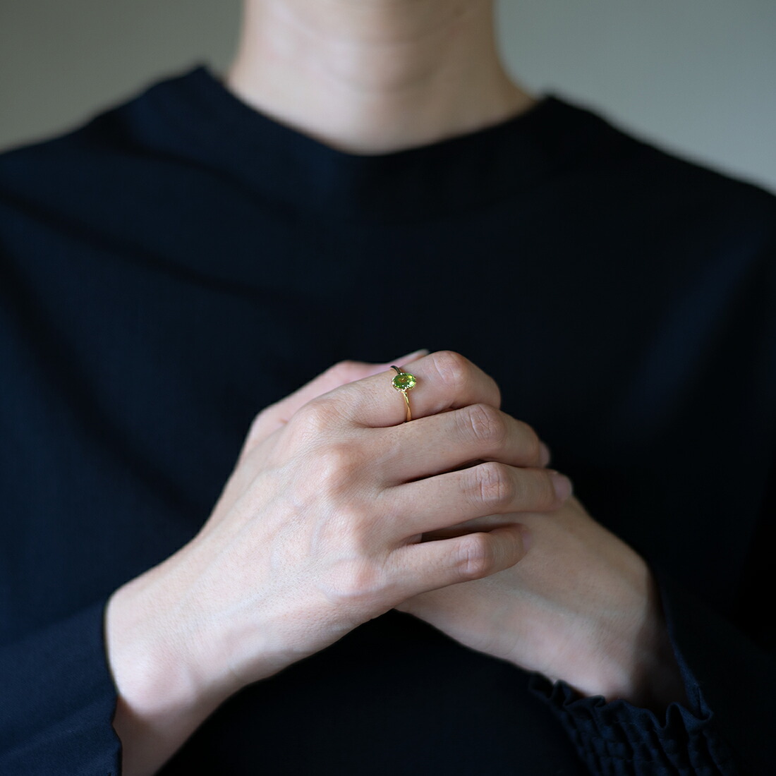umu -アム- FINE JEWELRY STUIDIOペリドット リング 「drop」rg0677_i2.jpg