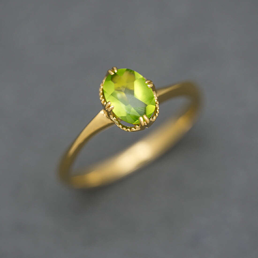 umu -アム- FINE JEWELRY STUIDIOペリドット リング 「drop」rg0677_kanban2.jpg