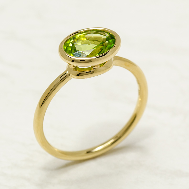 umu -アム- FINE JEWELRY STUIDIOペリドット リング 「ignudo」rg0724_kanban2.jpg