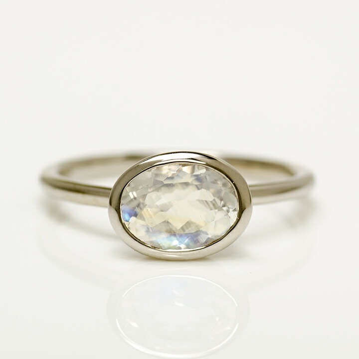 umu -アム- FINE JEWELRY STUIDIOブルームーンストーン リング 「ignudo」rg0727_m.jpg