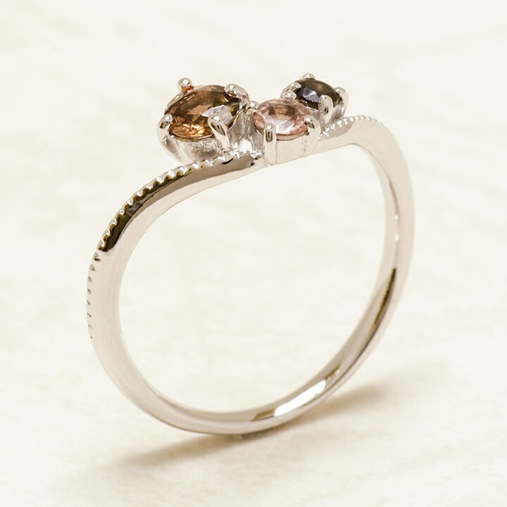 umu -アム- FINE JEWELRY STUIDIOアンダルサイト シャンパンガーネット スモーキークォーツ リング 「terzetto」rg0734_kanban2.jpg