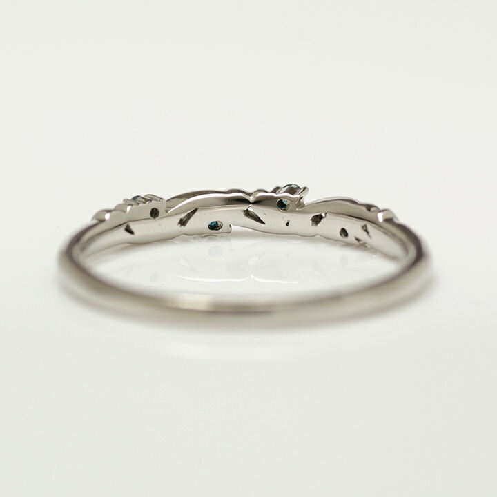 umu -アム- FINE JEWELRY STUIDIOブルーダイヤモンド リング 「arabesco」rg0752_u.jpg