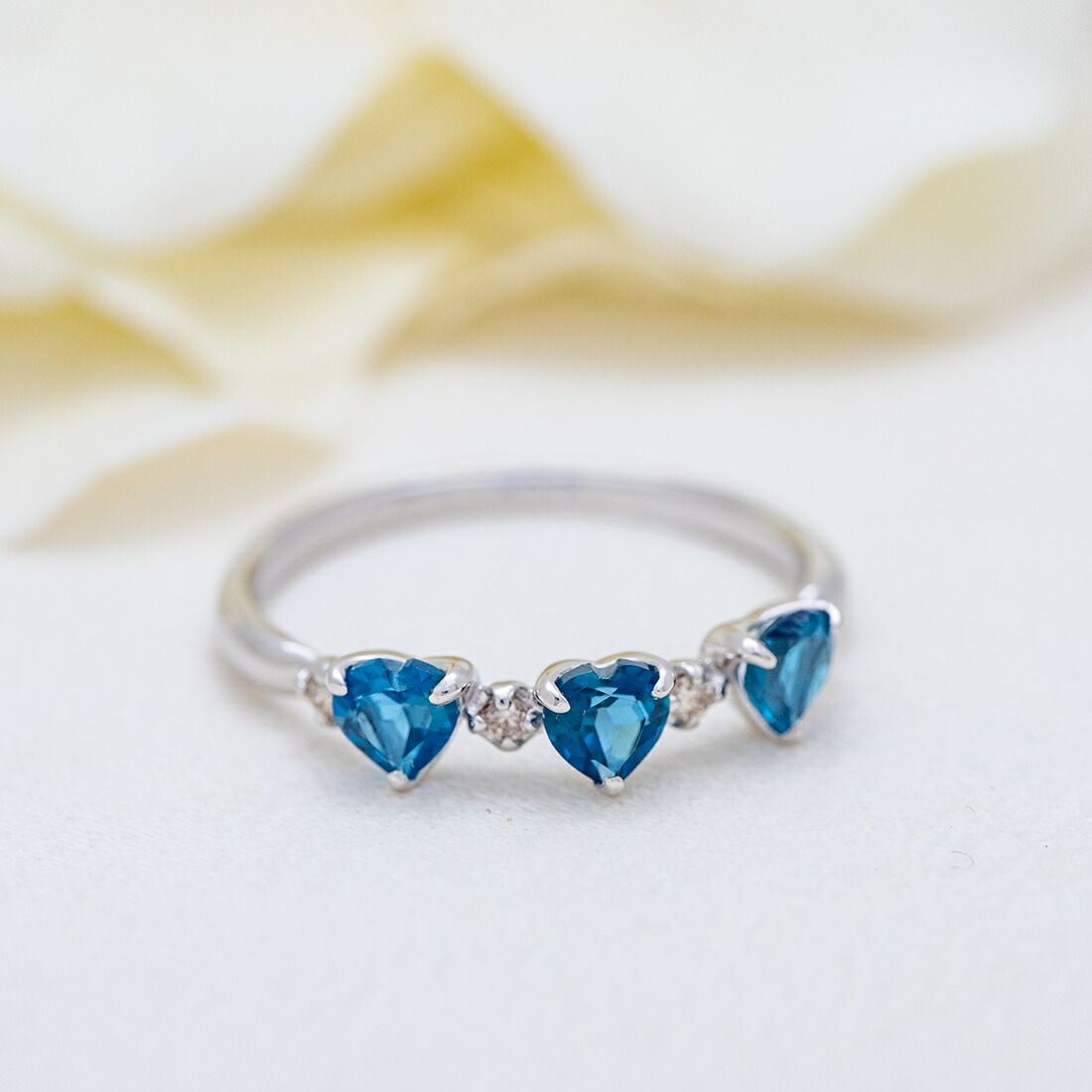 umu -アム- FINE JEWELRY STUIDIOハート ロンドンブルートパーズ ダイヤモンド リング 「carino」rg0787_1.jpg