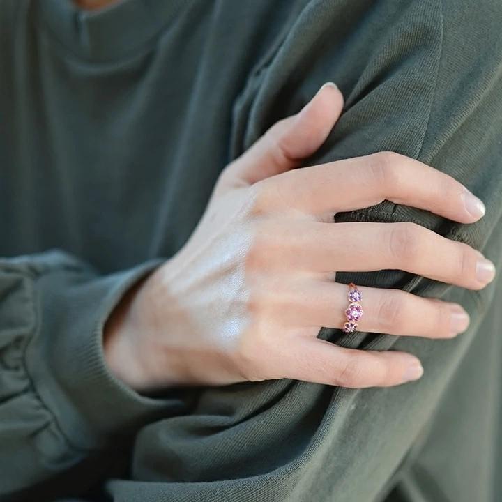 umu -アム- FINE JEWELRY STUIDIOK18 パープルカラー ダイヤモンド フラワーモチーフ リング 「parterre」rg0805_i3.jpg