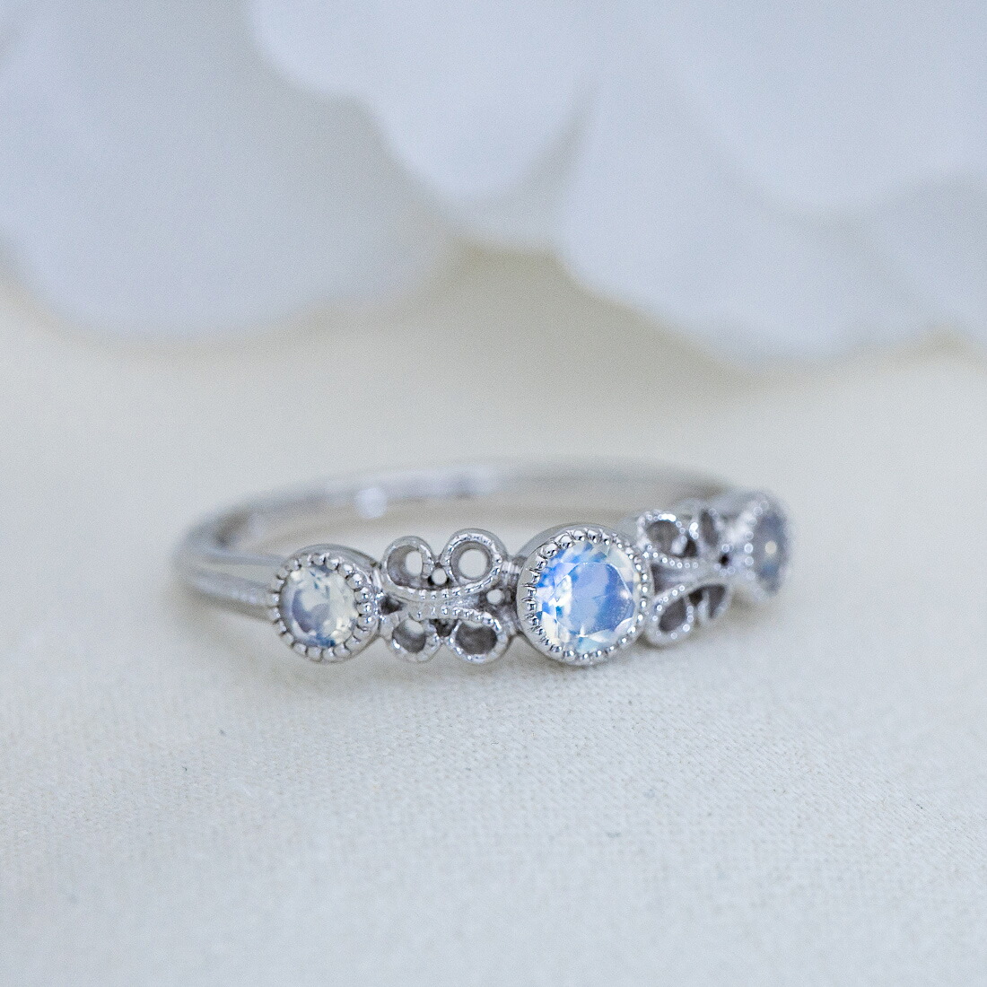 umu -アム- FINE JEWELRY STUIDIOブルームーンストーン リング 「fata」rg0806_1.jpg