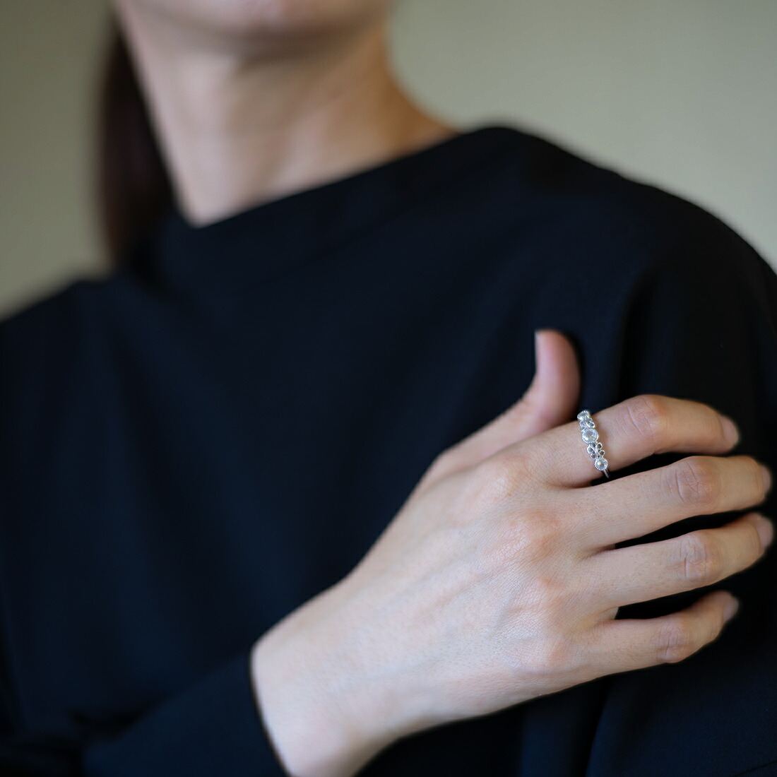 umu -アム- FINE JEWELRY STUIDIOブルームーンストーン リング 「fata」rg0806_i3.jpg