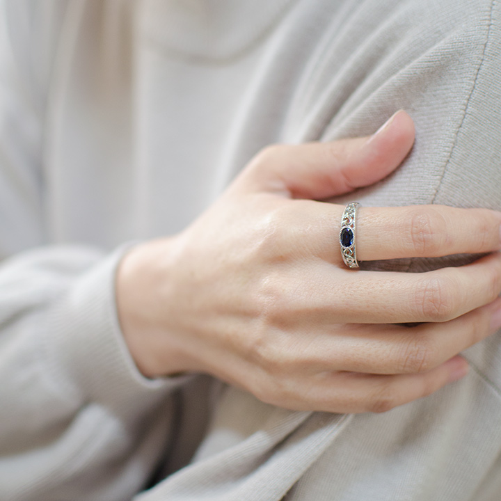 umu -アム- FINE JEWELRY STUIDIOK18 ブルーサファイア アイビーモチーフ リング 「berso」rg0858_i3.jpg