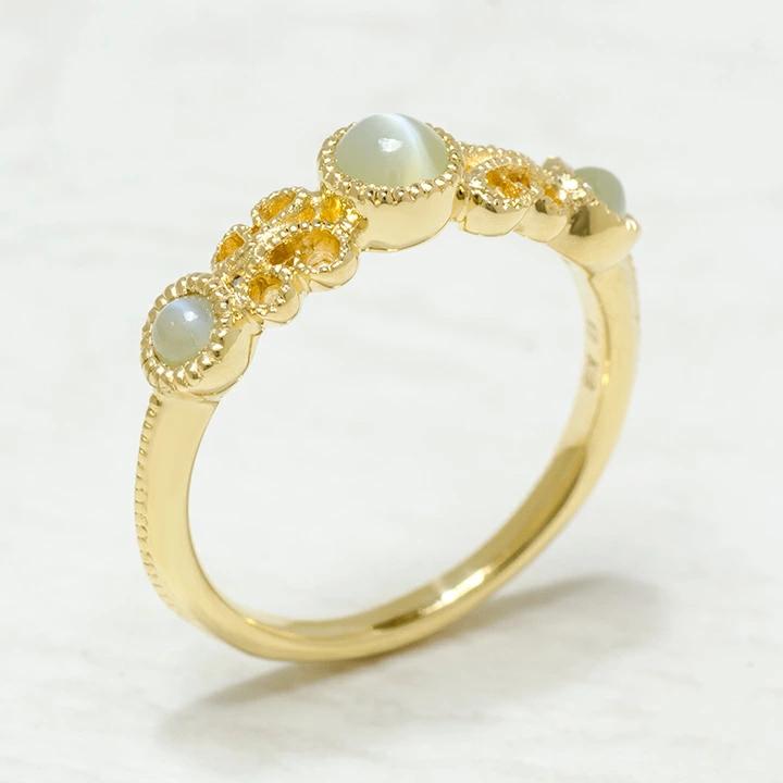 umu -アム- FINE JEWELRY STUIDIOK18 クリソベリルキャッツアイ リング 「fata」rg0880_kanban2.jpg