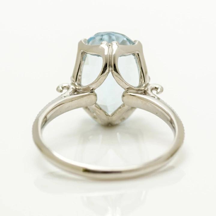 umu -アム- FINE JEWELRY STUIDIOアクアマリン リング 「acquare」rg0944_u.jpg