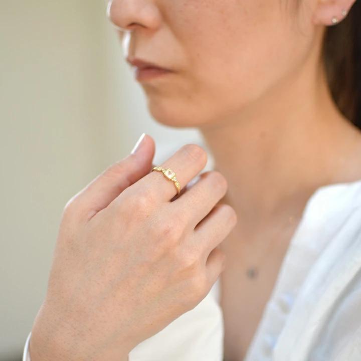 umu -アム- FINE JEWELRY STUIDIOムーンストーン ダイヤモンド リング 「osteriggio」rg0952_i2.jpg