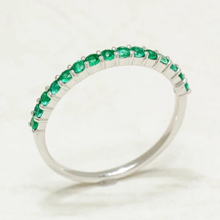 umu -アム- FINE JEWELRY STUIDIOK18 エメラルド エタニティ リング 「fila」rg0969_kanban2.jpg