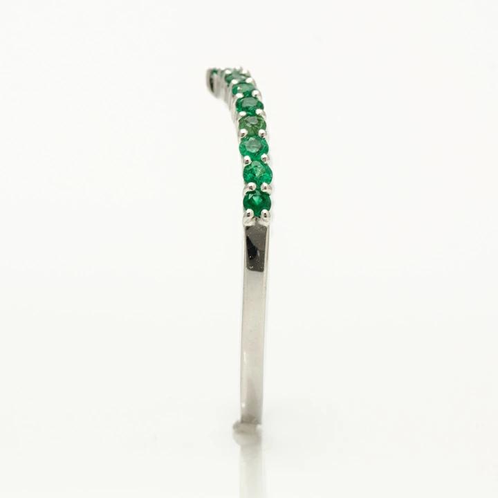 umu -アム- FINE JEWELRY STUIDIOK18 エメラルド Vライン エタニティリング 「flesso」rg1000_y.jpg