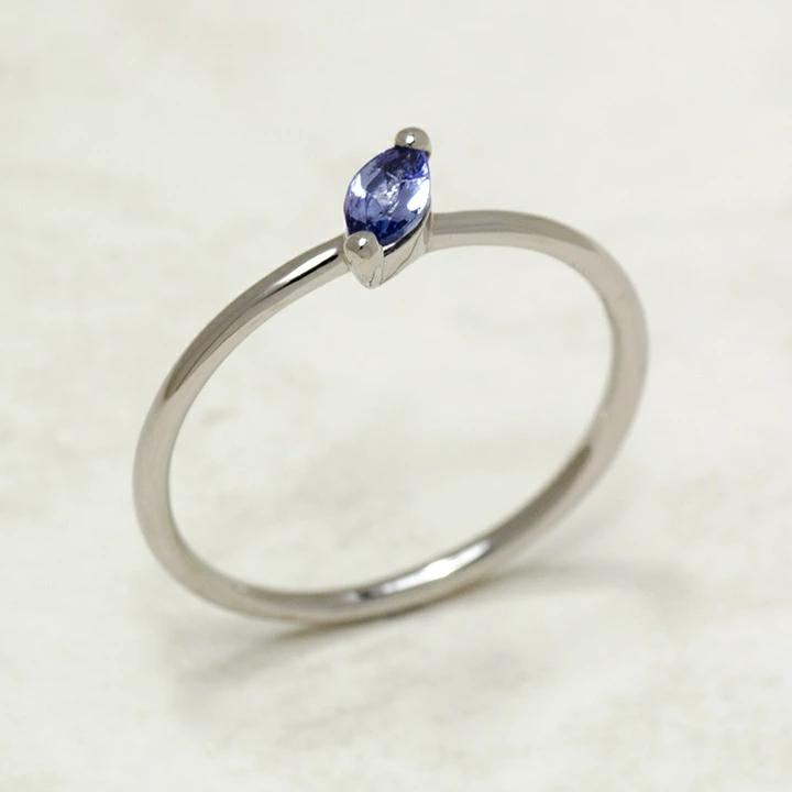 umu -アム- FINE JEWELRY STUIDIOマーキス タンザナイト リング 「minuto」rg1038_kanban2.jpg