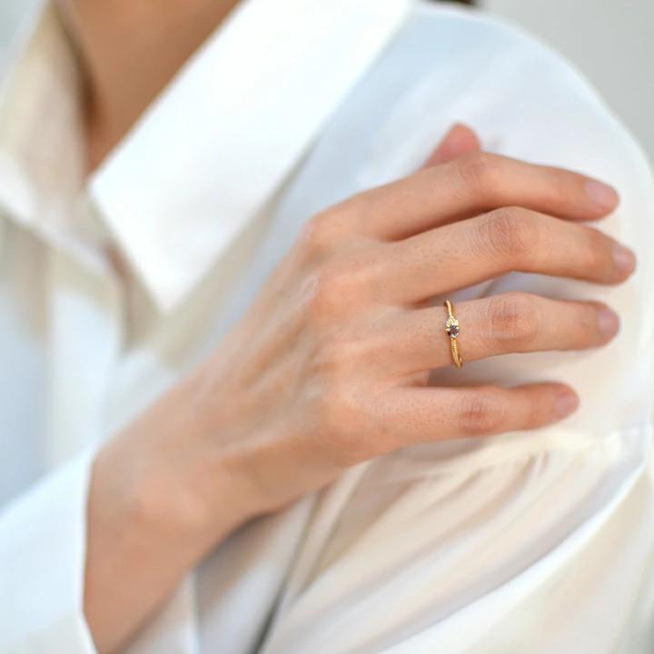 umu -アム- FINE JEWELRY STUIDIOカラーチェンジガーネット ダイヤモンド リング 「leggiadro」rg1064_i3.jpg