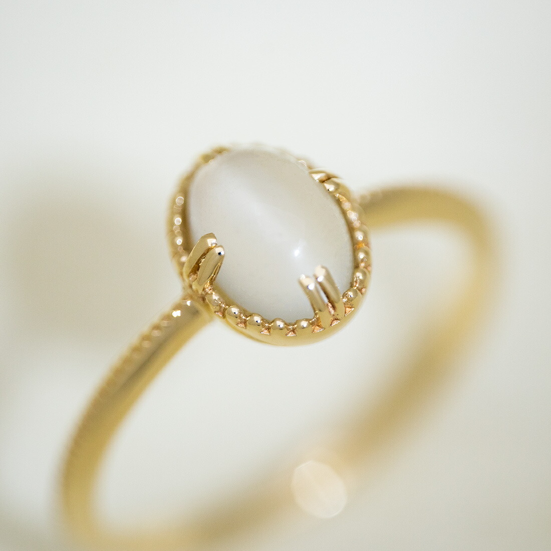 umu -アム- FINE JEWELRY STUIDIOカボッション ムーンストーン リングrg1097_kanban2.jpg