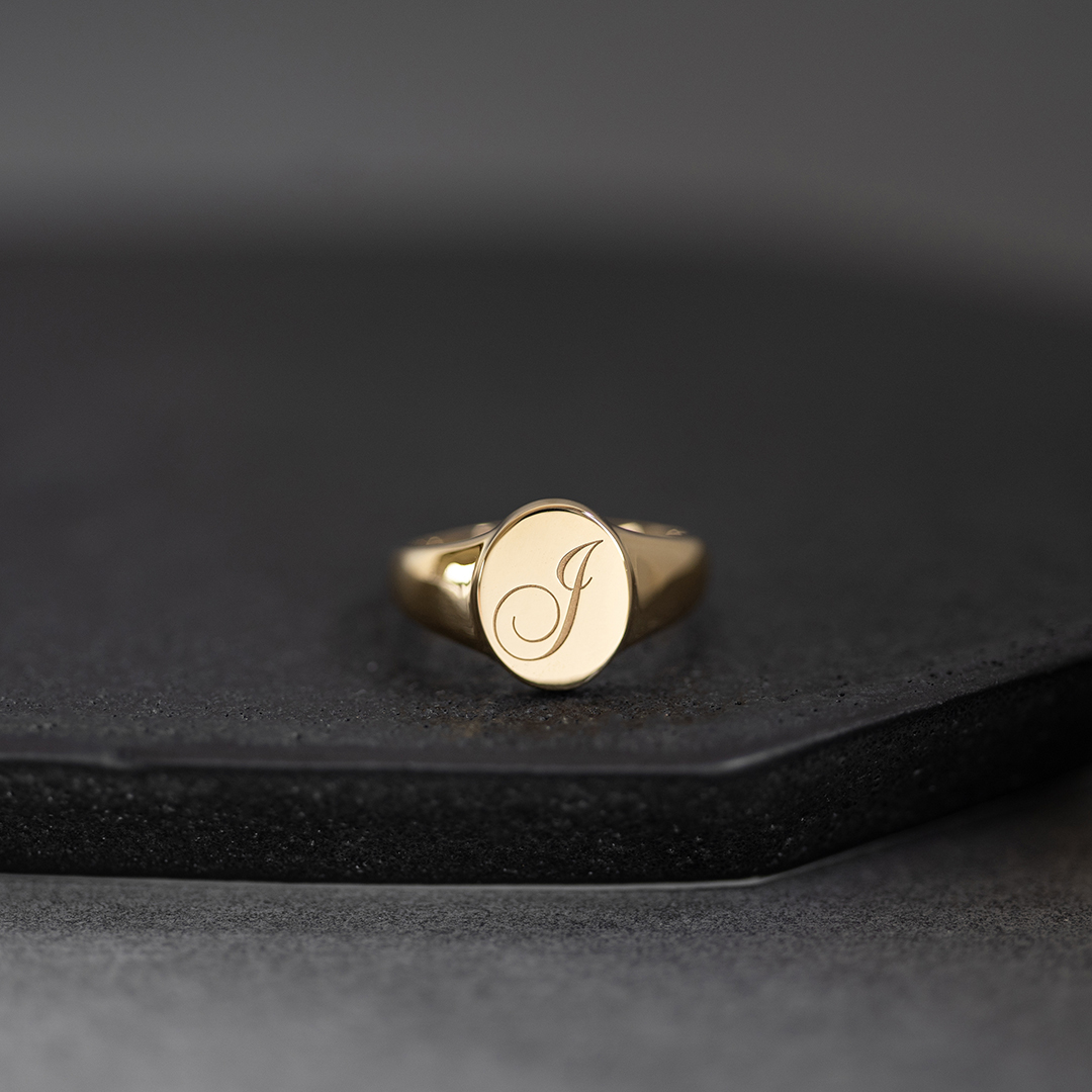 umu -アム- FINE JEWELRY STUIDIOK18 イニシャル シグネット リングrg1163_sns1.jpg