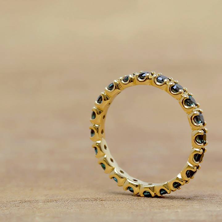 umu -アム- FINE JEWELRY STUIDIOK18 カラーチェンジガーネット フルエタニティリングrg1166_5.jpg