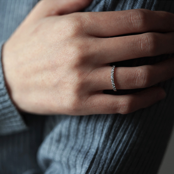 PT950 ハード ダイヤモンド 0.15ct カーブ エタニティ リング[商品番号