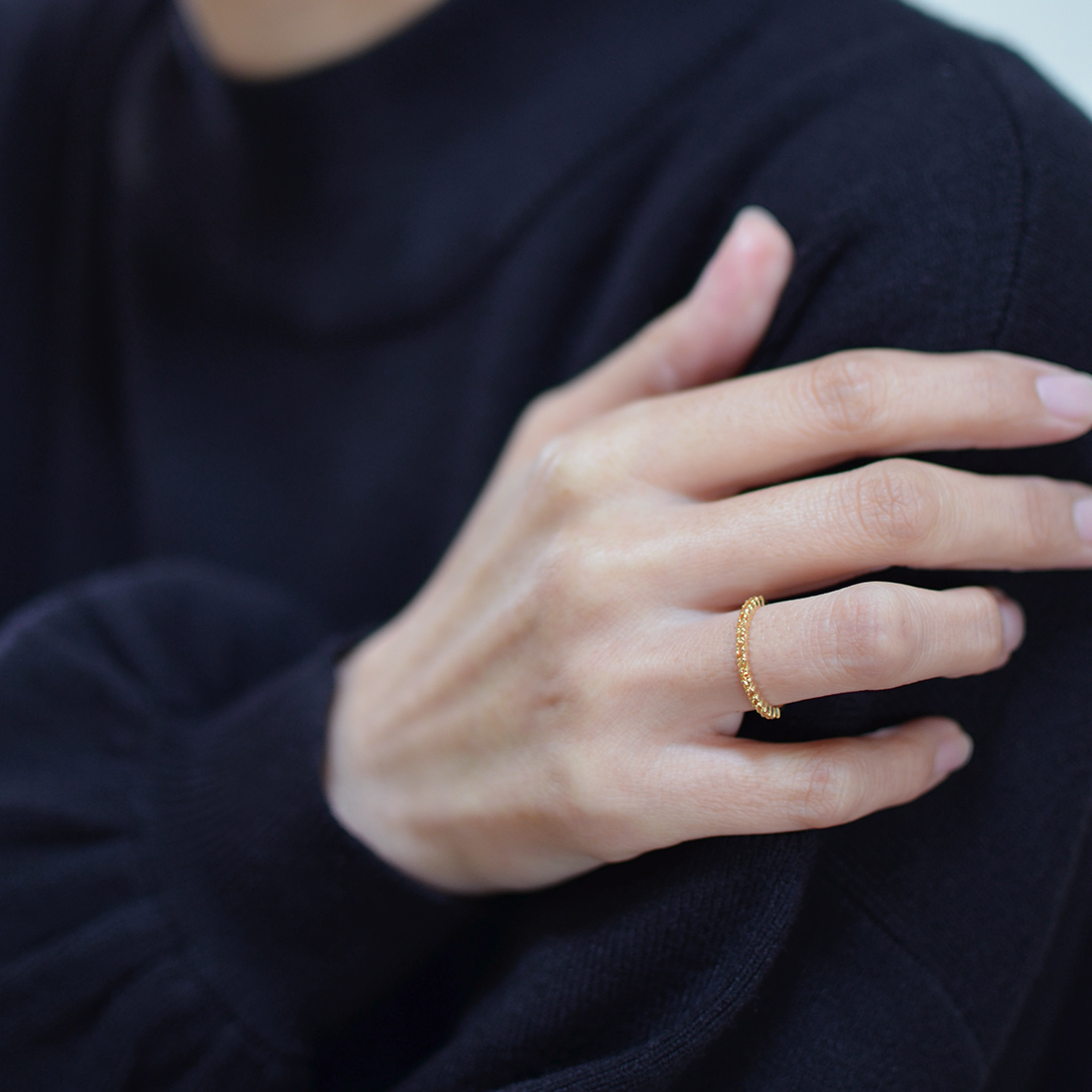 umu -アム- FINE JEWELRY STUIDIOK18 グロッシュラーライトガーネット エタニティリング「fila」rg1180_i3.jpg