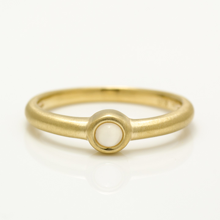 umu -アム- FINE JEWELRY STUIDIOカボッション ムーンストーン リングrg1183_m.jpg