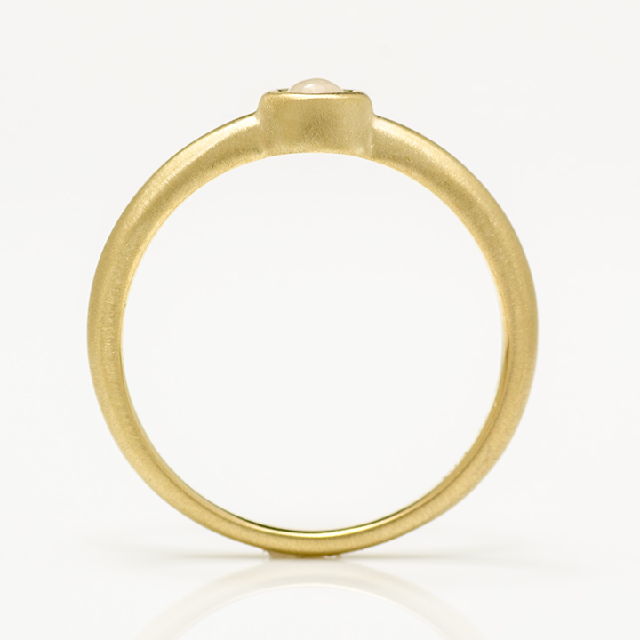 umu -アム- FINE JEWELRY STUIDIOカボッション ムーンストーン リングrg1183_s.jpg