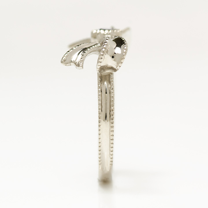umu -アム- FINE JEWELRY STUIDIOブルーサファイア リボンモチーフ リング 「legame」rg1190_y.jpg