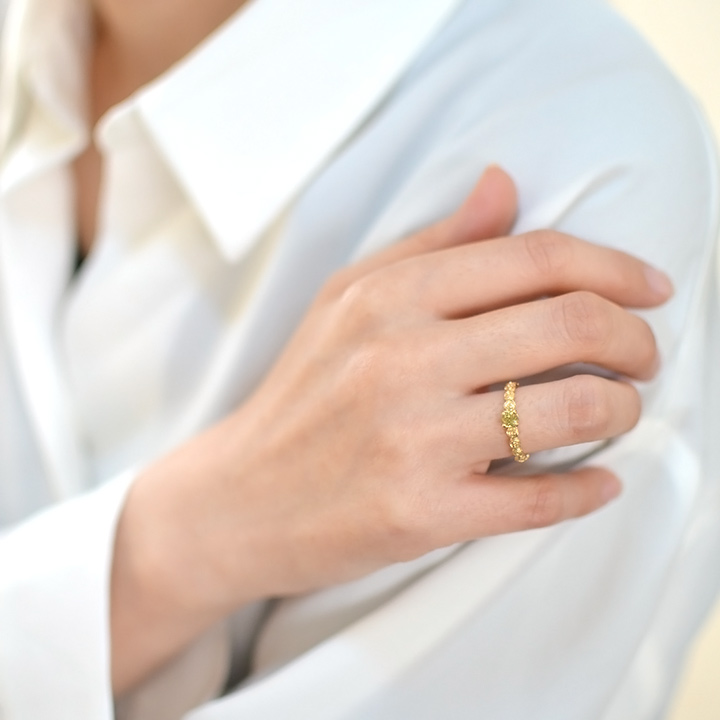 umu -アム- FINE JEWELRY STUIDIOK18 マリガーネット バラモチーフ リング 「rosa」rg1201_i3.jpg