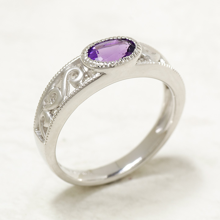 umu -アム- FINE JEWELRY STUIDIOK10 アメシスト アイビーモチーフ リング 「berso」rg1223_kanban2.jpg