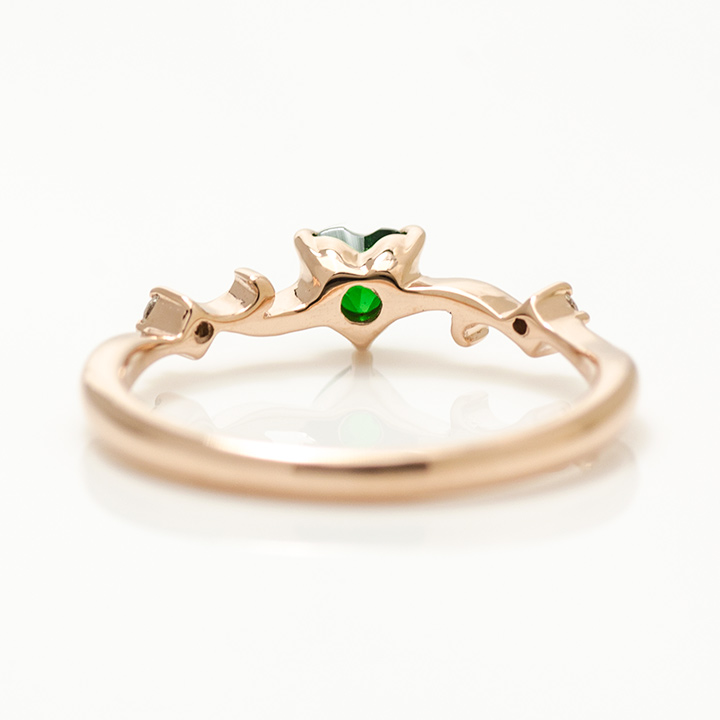 umu -アム- FINE JEWELRY STUIDIOグリーンガーネット ハート リング 「arzente」rg1257_u.jpg