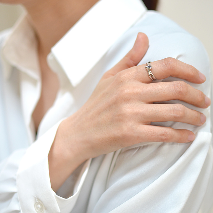 umu -アム- FINE JEWELRY STUIDIOカラーチェンジガーネット ハートモチーフ リングrg1266_i3.jpg