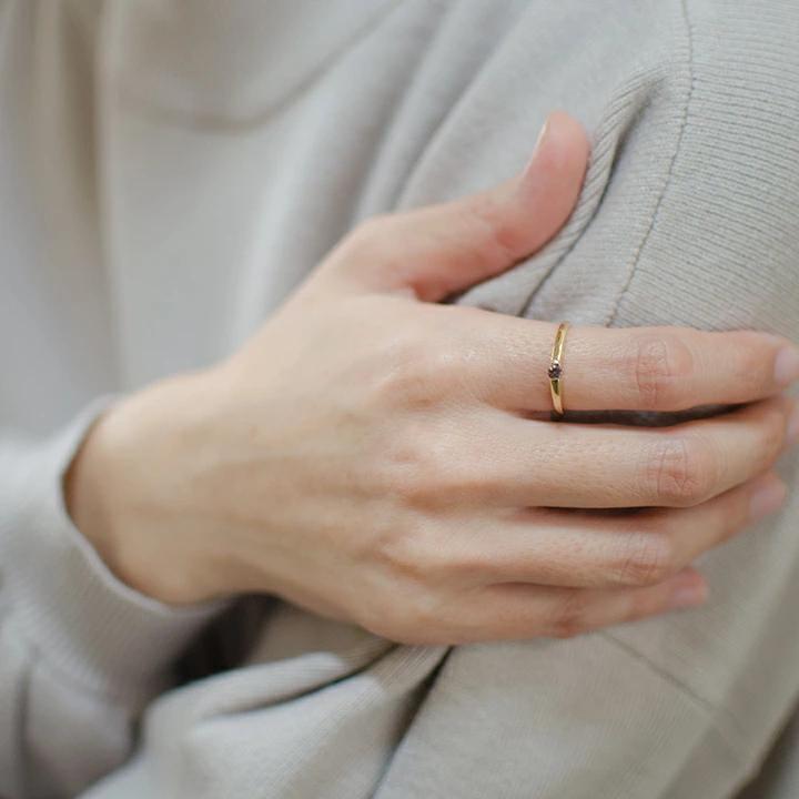 umu -アム- FINE JEWELRY STUIDIOカラーチェンジガーネット リングrg1308_i3.jpg