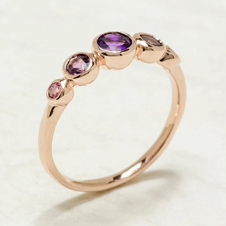 umu -アム- FINE JEWELRY STUIDIOK10 パープルグラデーション リング 「cerchio」rg1319_kanban2.jpg