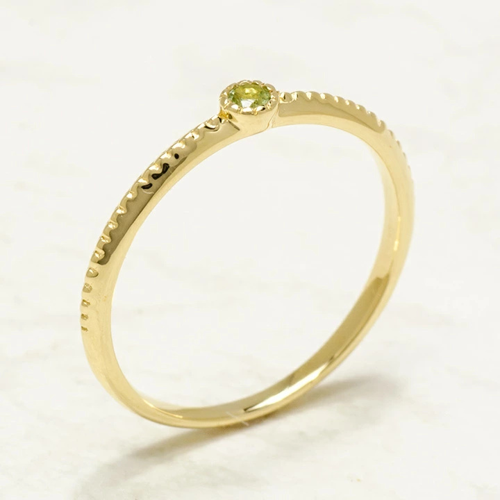 umu -アム- FINE JEWELRY STUIDIOペリドット リング 「semino」rg1325_kanban2.jpg