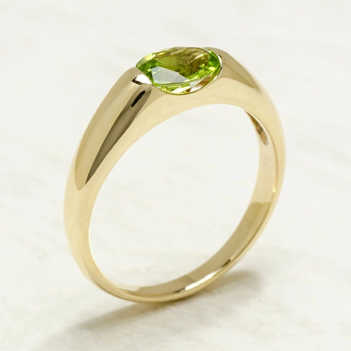 umu -アム- FINE JEWELRY STUIDIOペリドット リング 「aerino」rg1329_kanban2.jpg