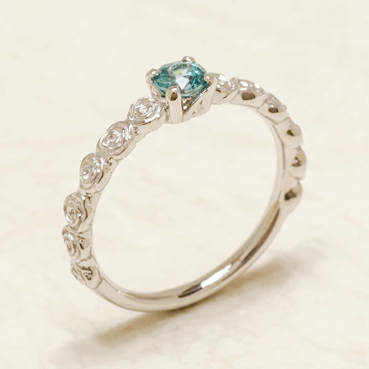 umu -アム- FINE JEWELRY STUIDIOブルージルコン バラモチーフ リング 「rosa」rg1336_kanban2.jpg